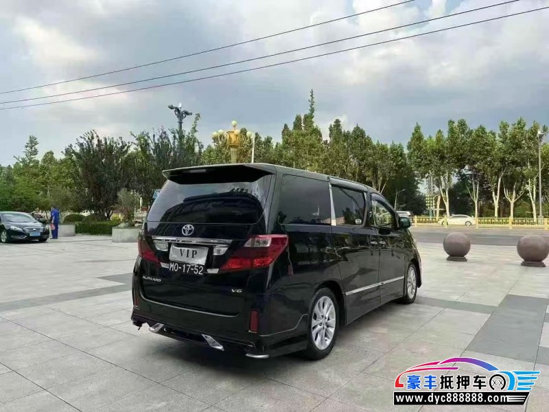 12年丰田埃尔法轿车抵押车出售