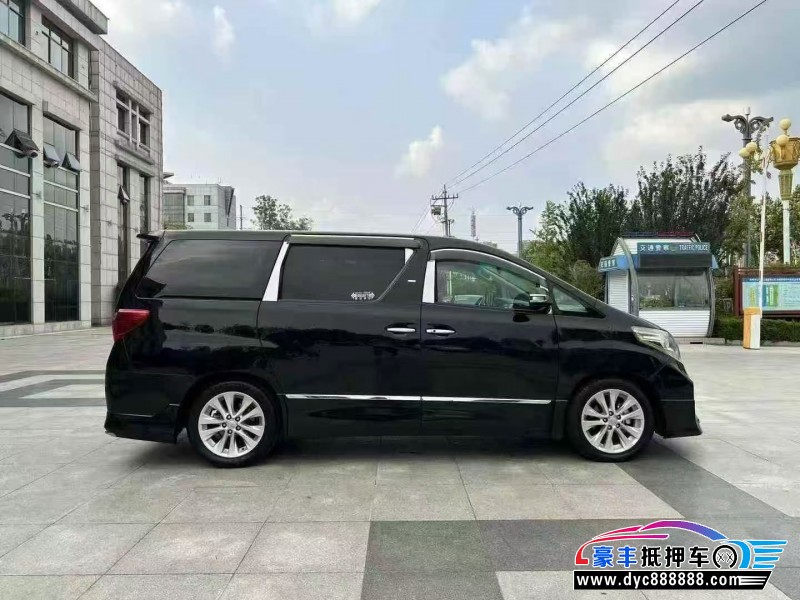 12年丰田埃尔法轿车抵押车出售