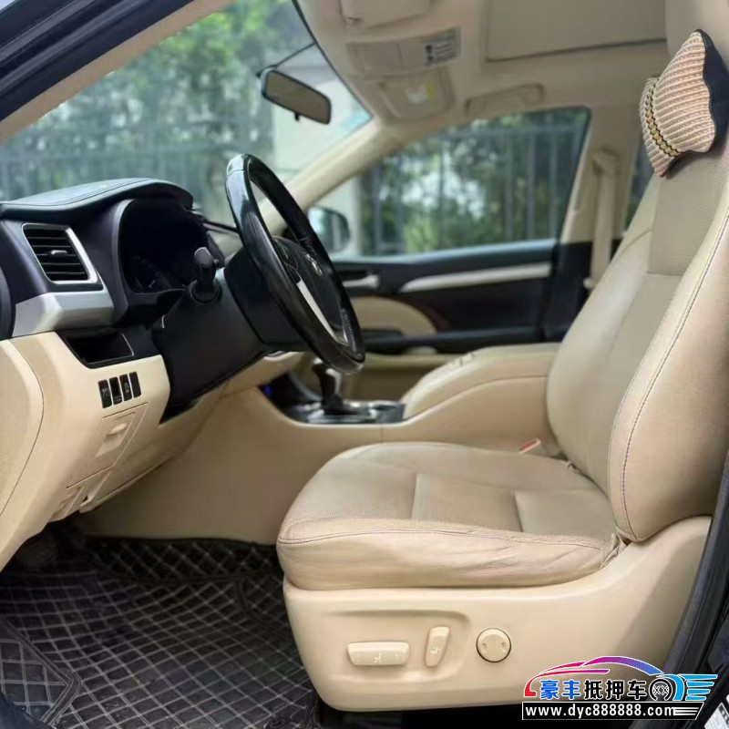 15年丰田汉兰达轿车抵押车出售