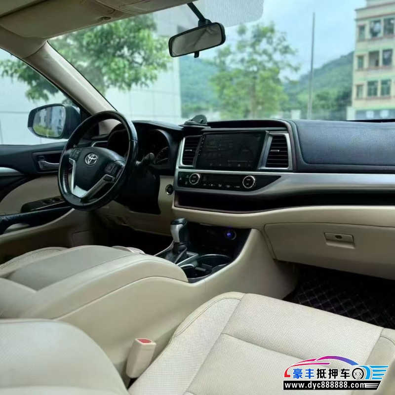 15年丰田汉兰达轿车抵押车出售