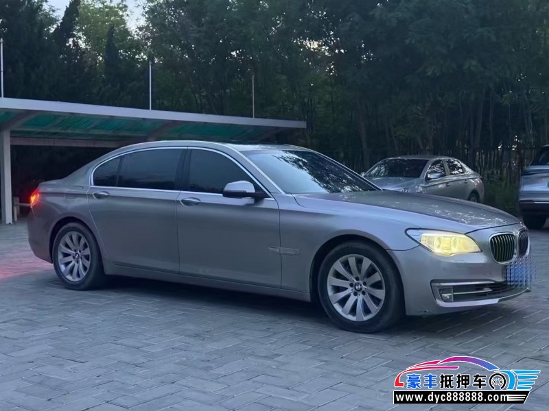 15年宝马7系轿车抵押车出售