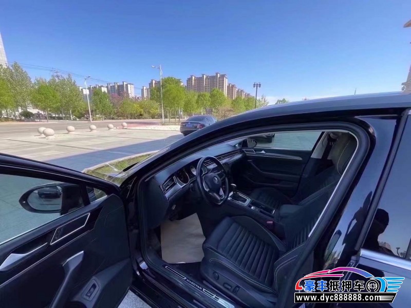 20年大众迈腾轿车抵押车出售