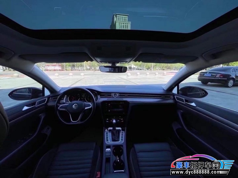 20年大众迈腾轿车抵押车出售