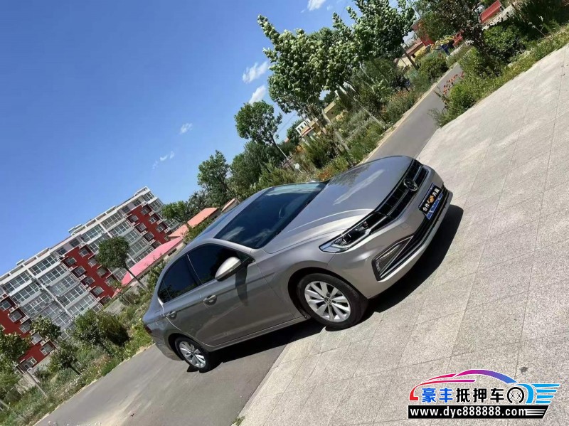 22年大众宝来轿车抵押车出售