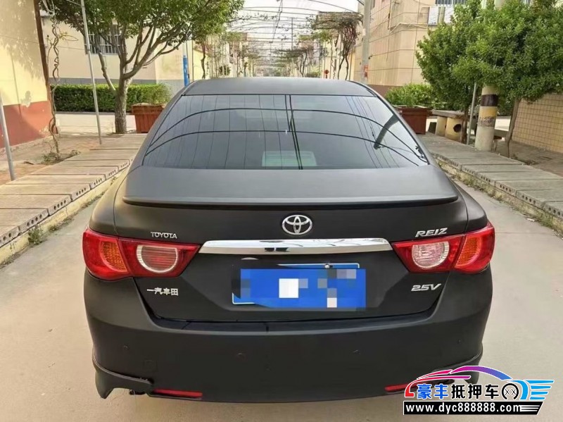 12年丰田锐志轿车抵押车出售