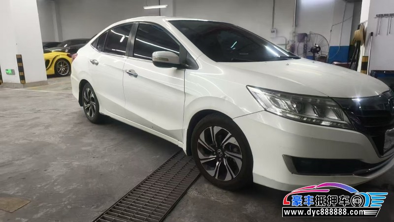 17年本田凌派轿车抵押车出售