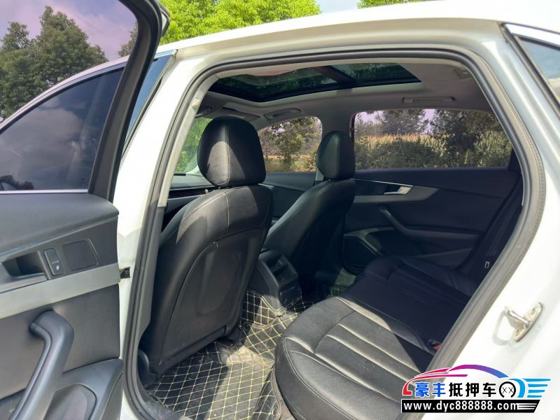 18年奥迪A4轿车抵押车出售