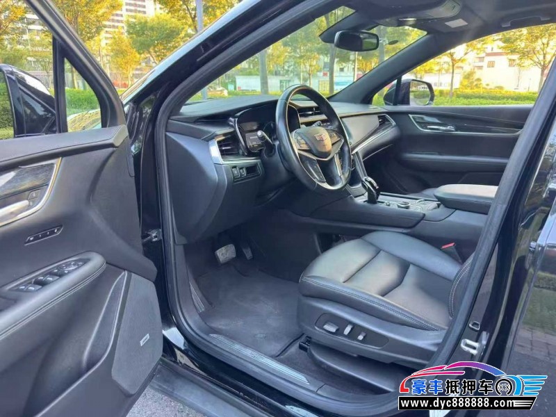 22年凯迪拉克XT5轿车抵押车出售
