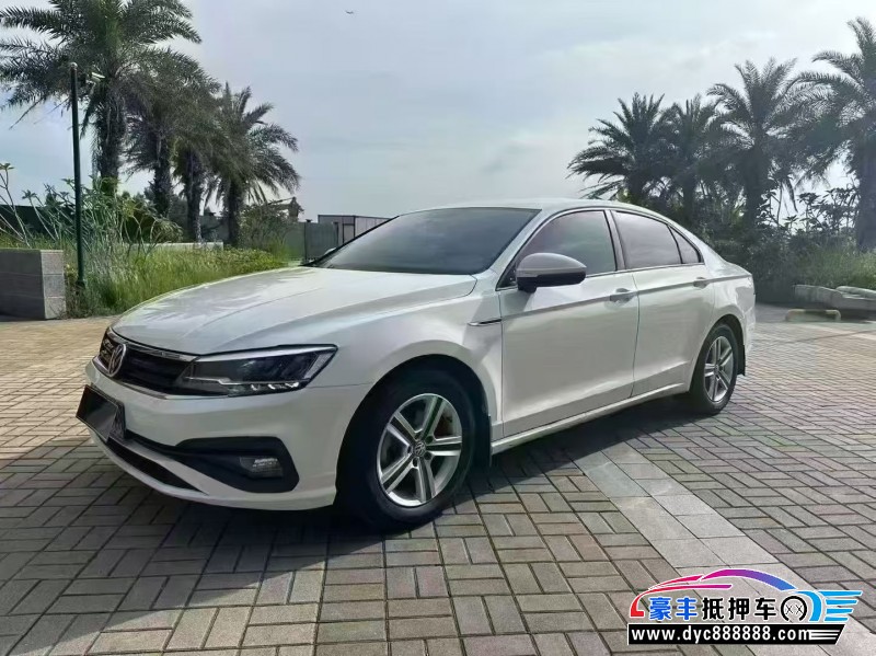 21年大众凌渡轿车抵押车出售