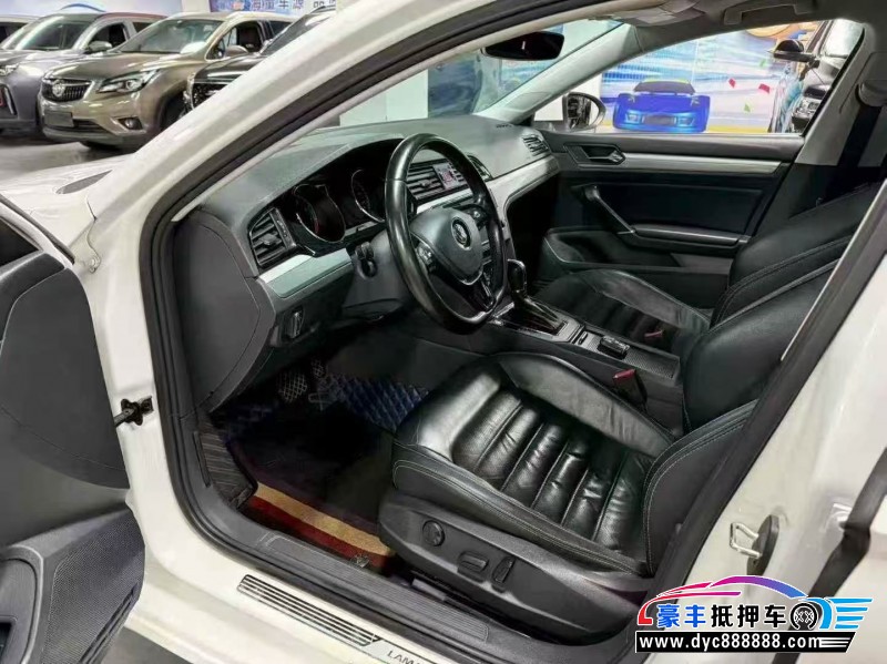 18年大众凌渡轿车抵押车出售