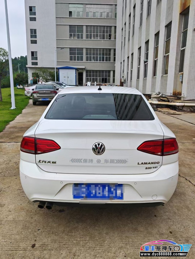 18年大众凌渡轿车抵押车出售