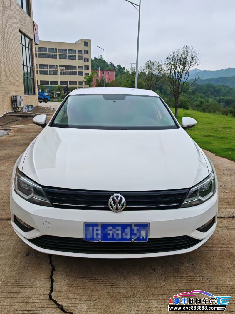 18年大众凌渡轿车抵押车出售