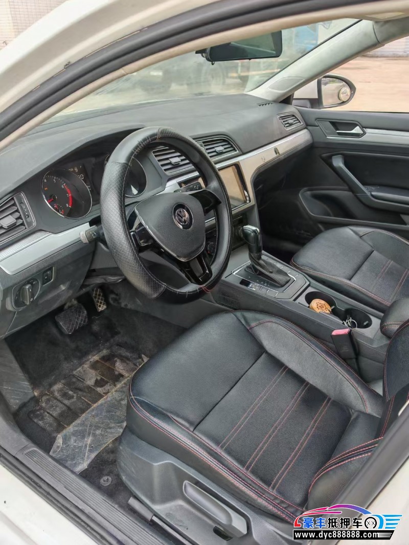 18年大众凌渡轿车抵押车出售