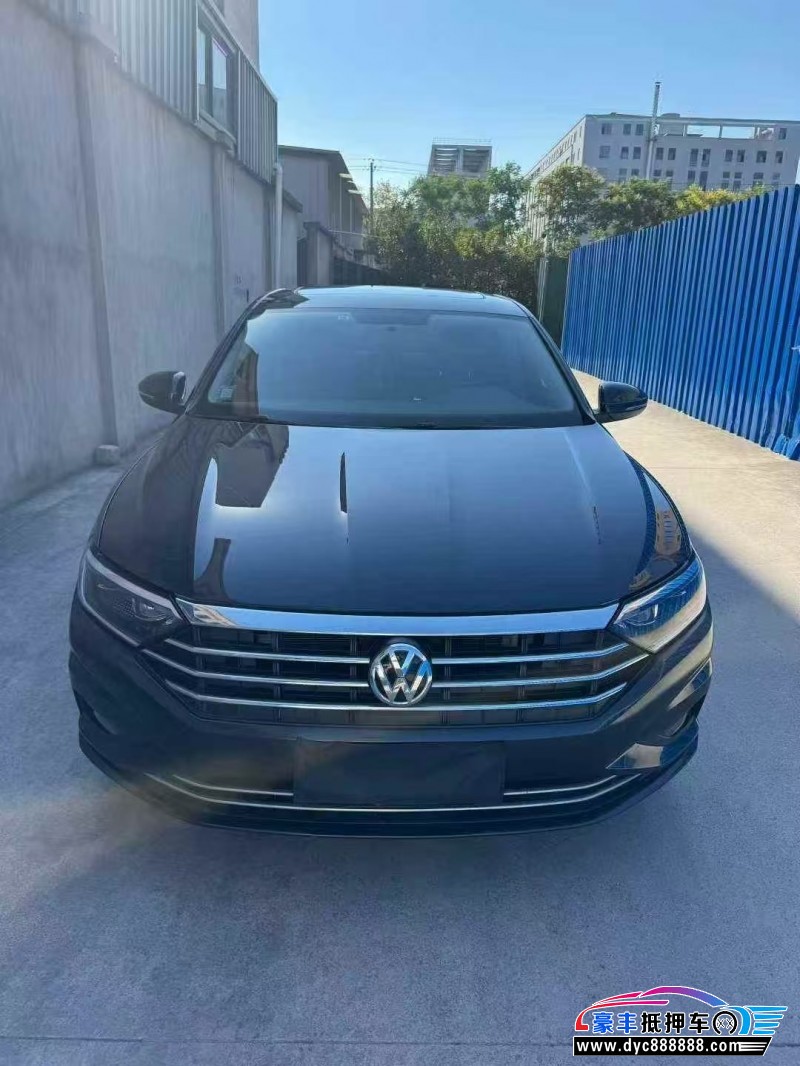 21年大众速腾轿车抵押车出售