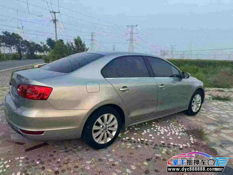 15年大众速腾轿车抵押车出售