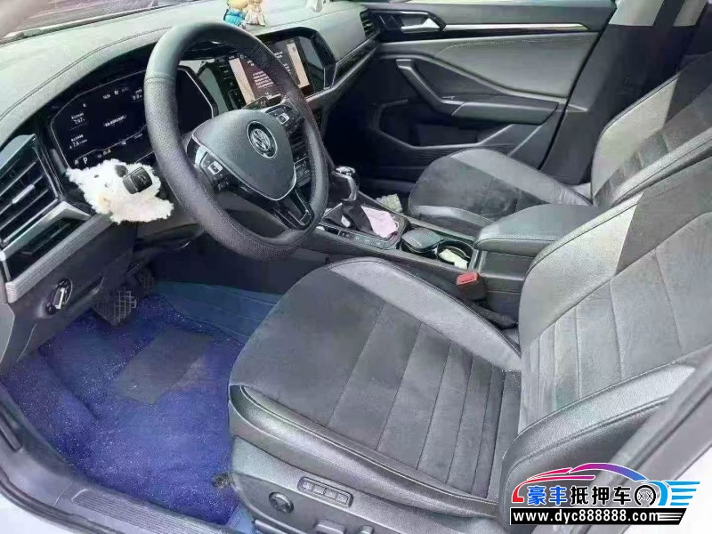 21年大众速腾轿车抵押车出售