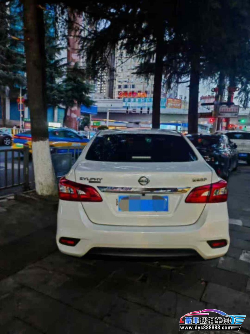 24年日产轩逸轿车抵押车出售