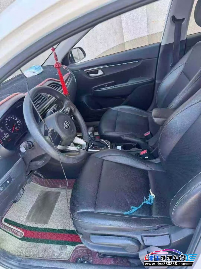 18年起亚K2轿车抵押车出售