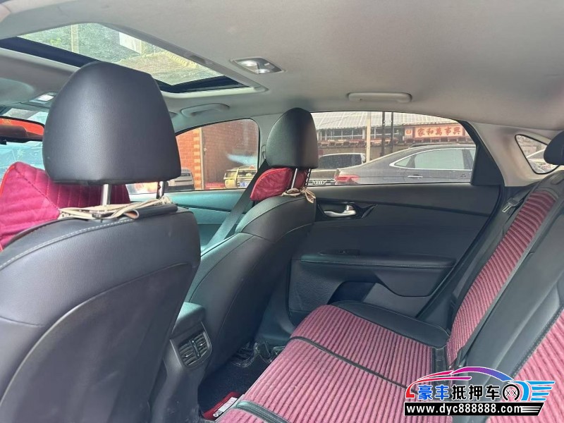 20年起亚K3轿车抵押车出售