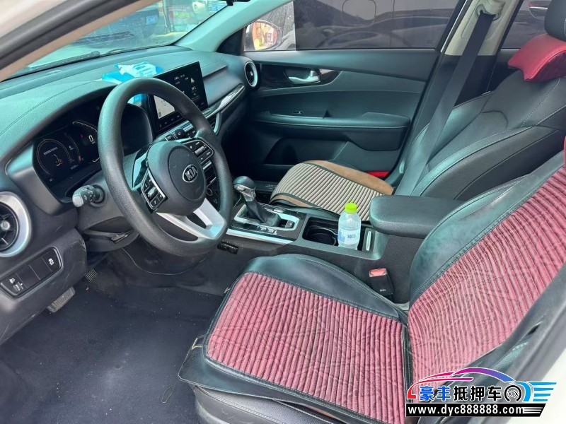 20年起亚K3轿车抵押车出售