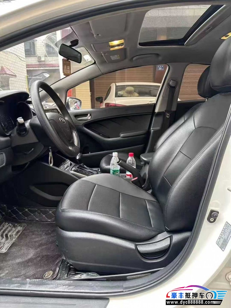 19年起亚K3轿车抵押车出售