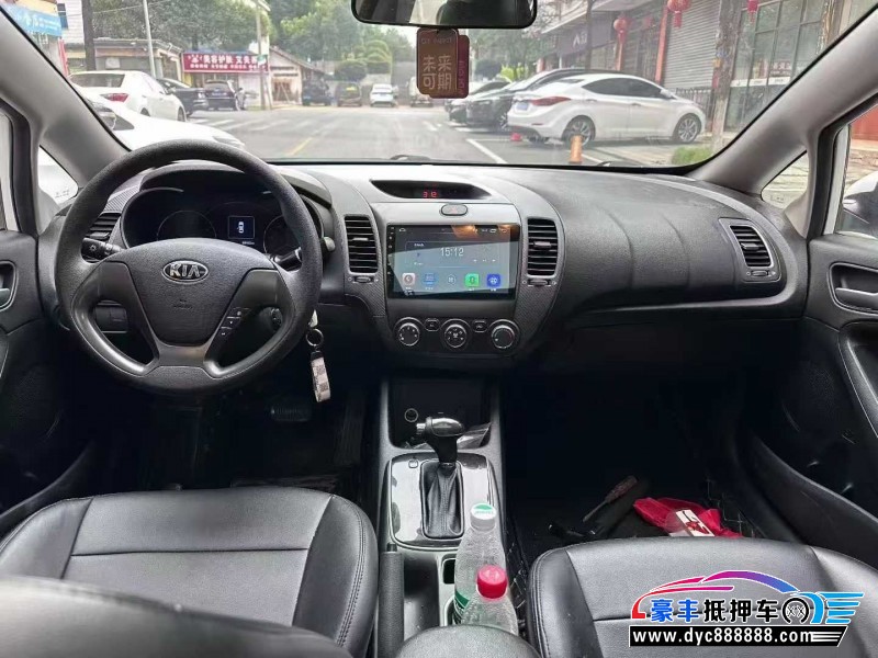 19年起亚K3轿车抵押车出售