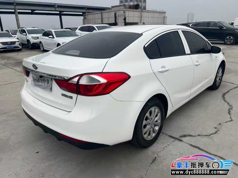 18年起亚K3轿车抵押车出售