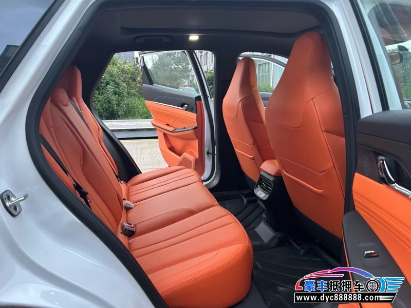 25年东风风神L7轿车抵押车出售