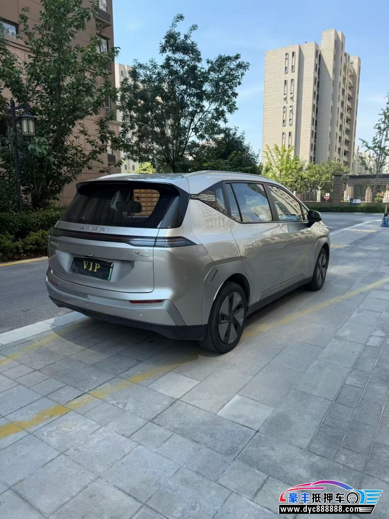 24年埃安Y70轿车抵押车出售