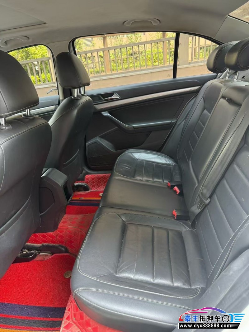 19年大众朗逸轿车抵押车出售