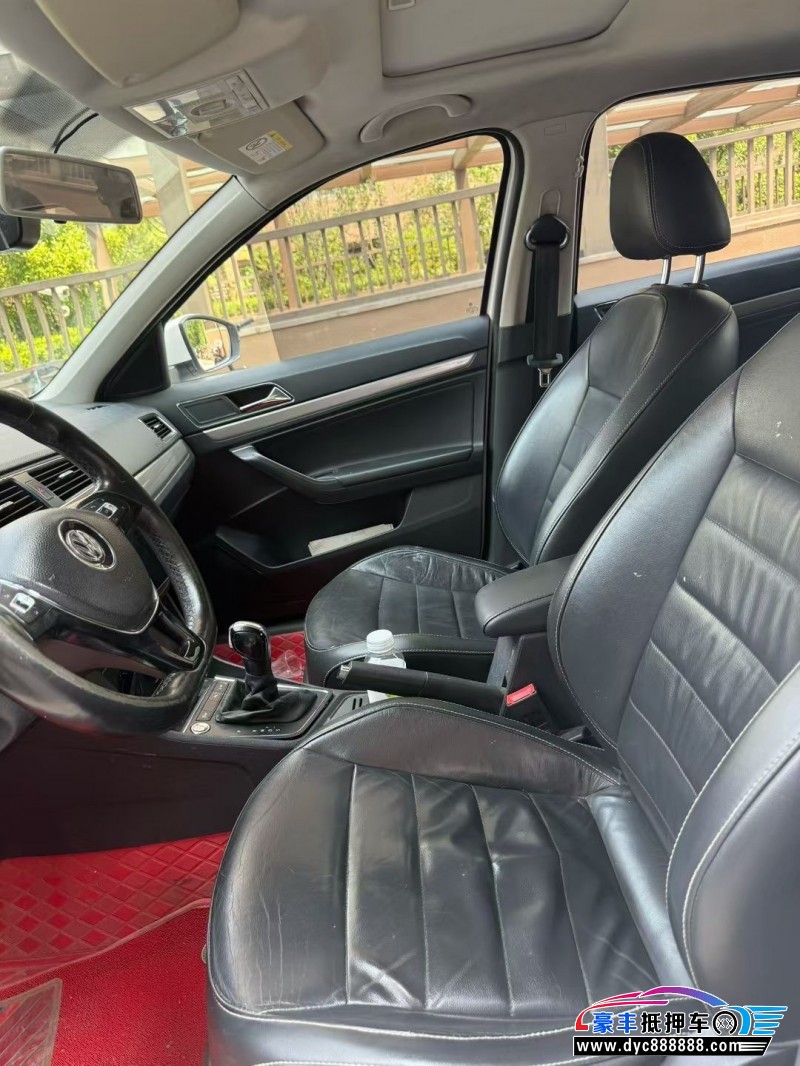 19年大众朗逸轿车抵押车出售