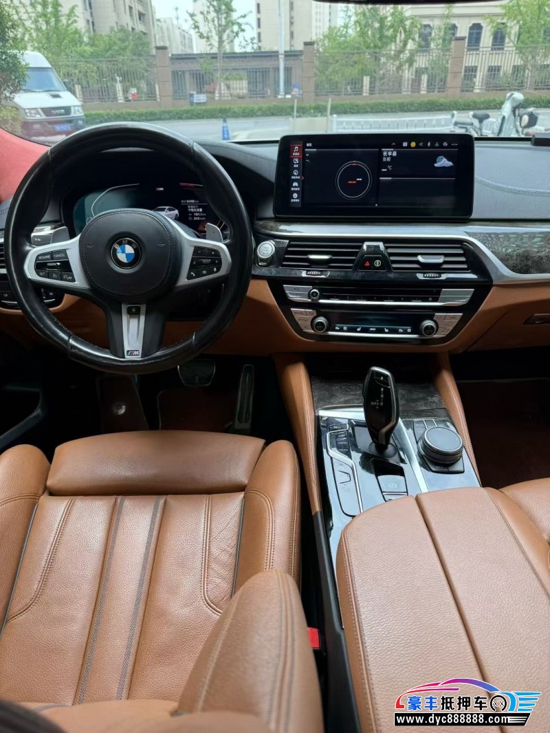 21年宝马6系GT轿车抵押车出售