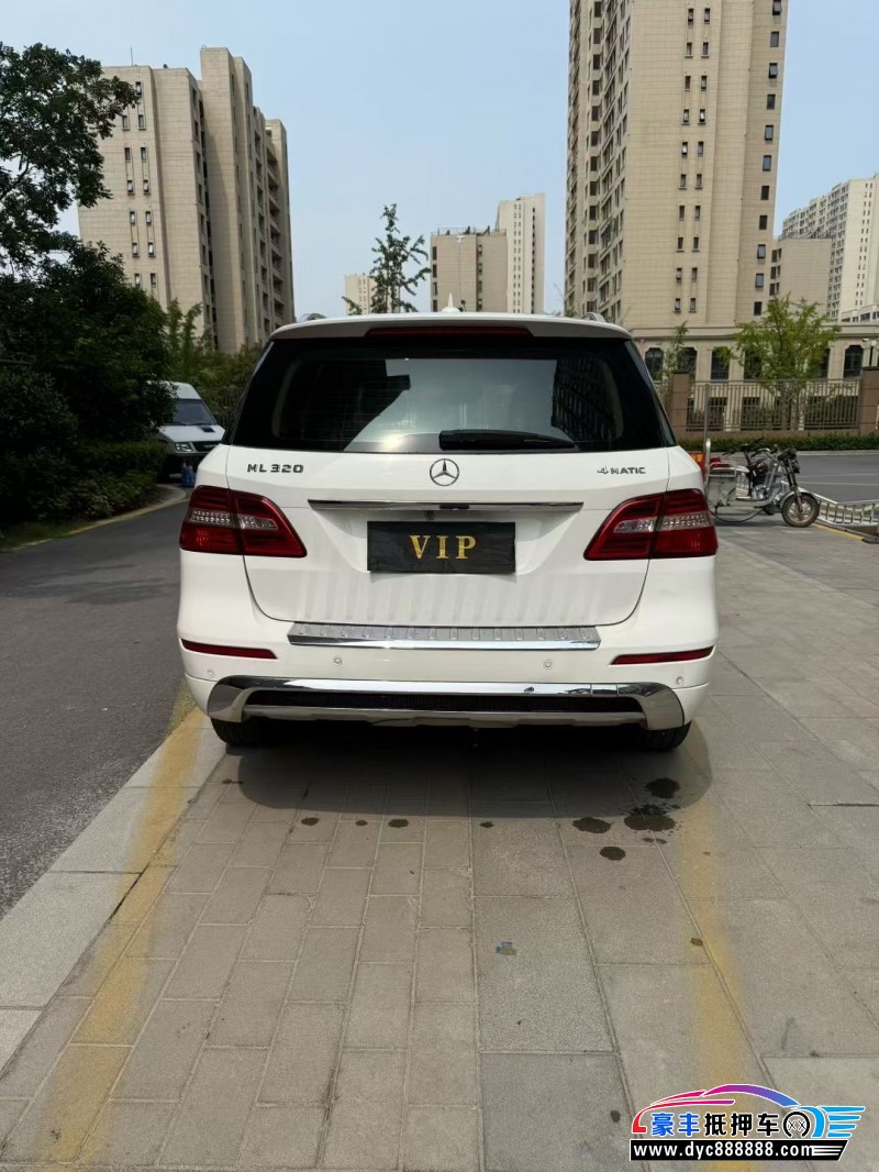 15年奔驰ML轿车抵押车出售
