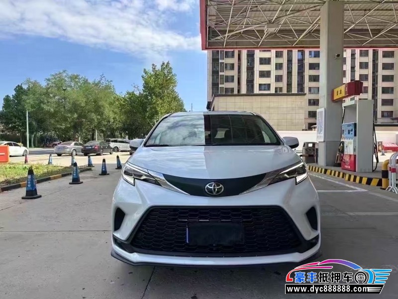 25年丰田格瑞维亚轿车抵押车出售