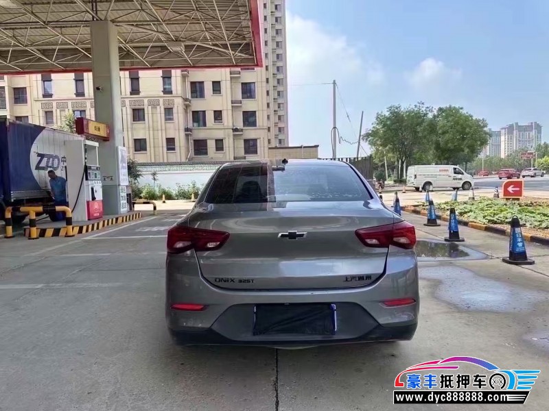 20年雪佛兰科沃兹轿车抵押车出售