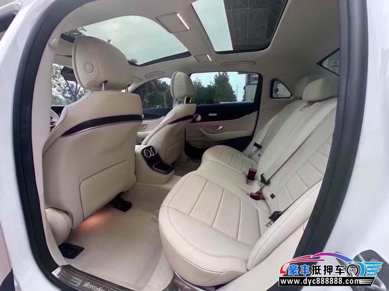 23年奔驰E轿车抵押车出售