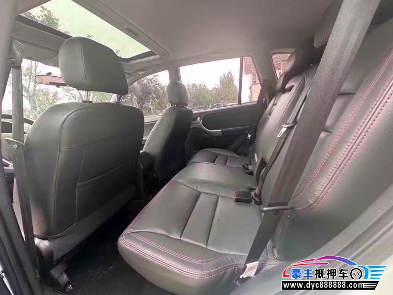 16年奇瑞瑞虎3轿车抵押车出售