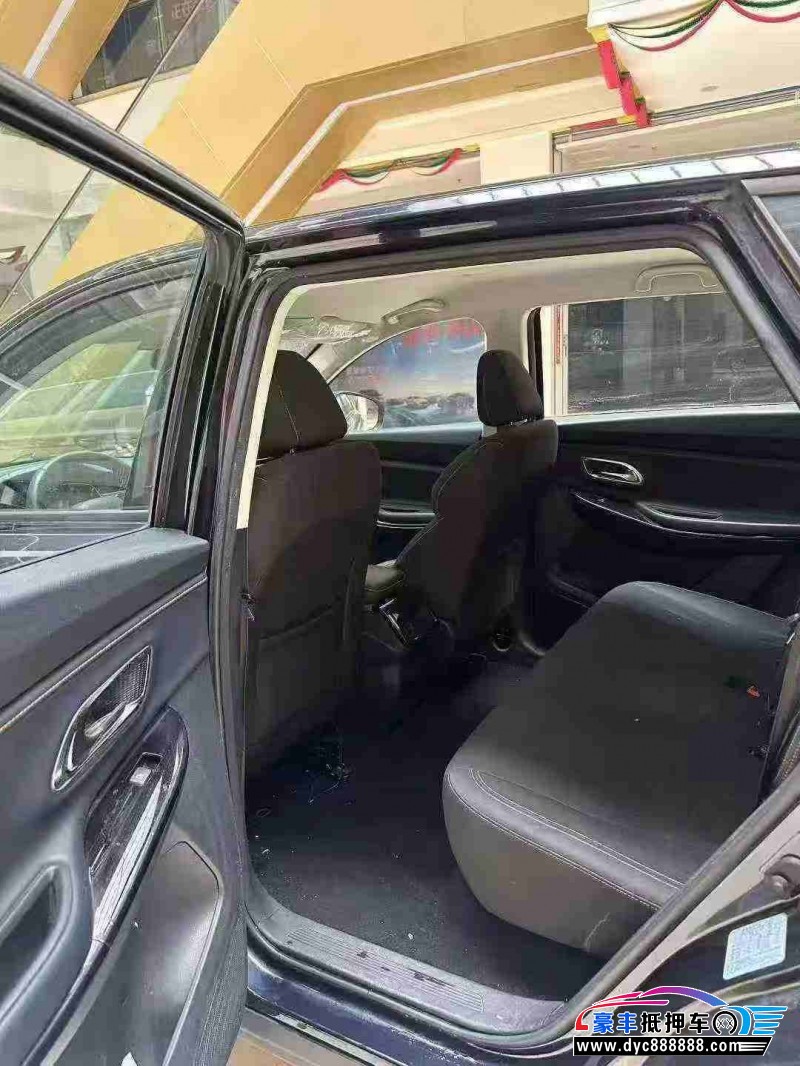 20年长安欧尚X7轿车抵押车出售