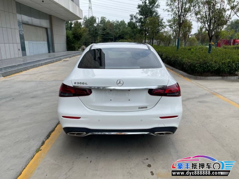 21年奔驰E轿车抵押车出售
