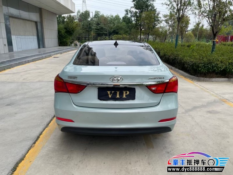 16年现代名图轿车抵押车出售