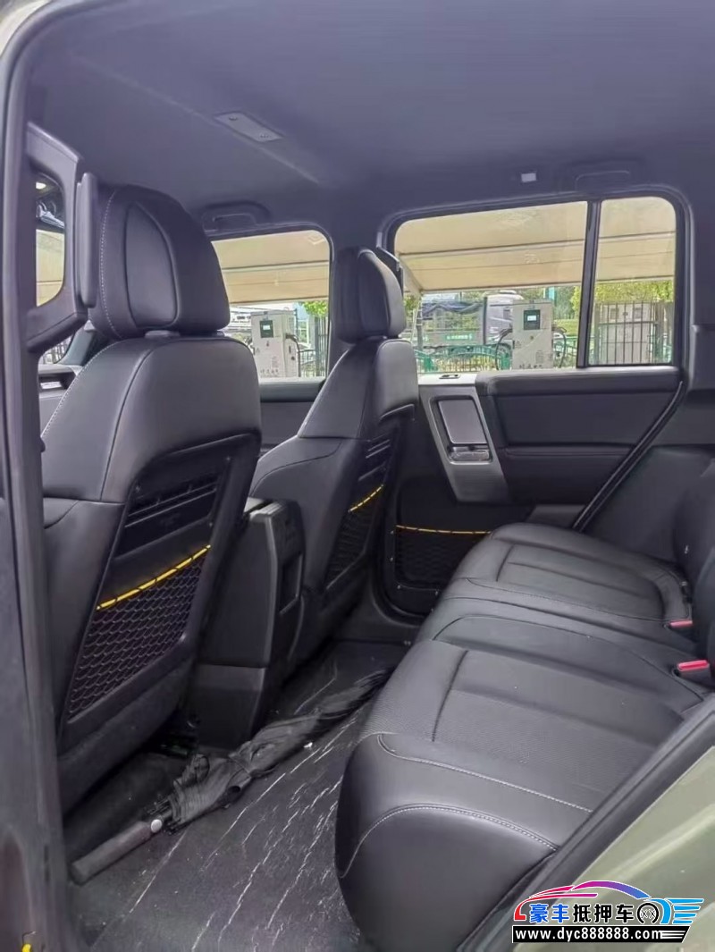 25年奇瑞爱卡轿车抵押车出售