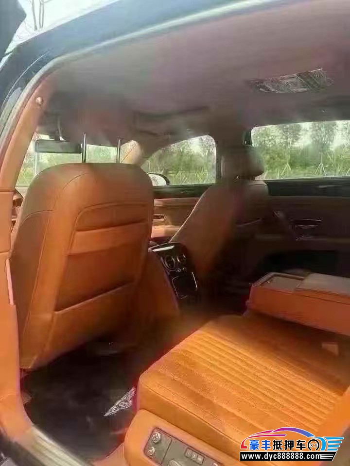 18年宾利飞驰轿车抵押车出售