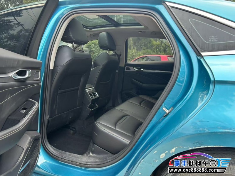 21年吉利星瑞轿车抵押车出售