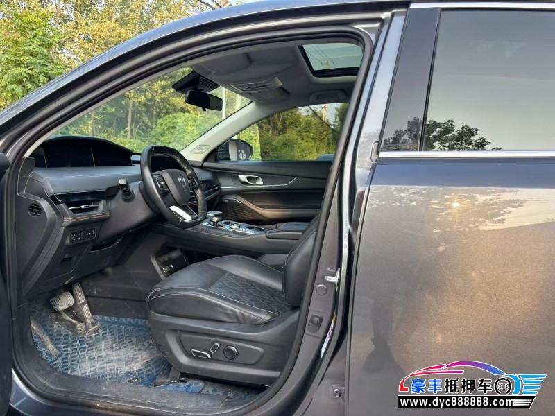 21年长安长安UNI轿车抵押车出售