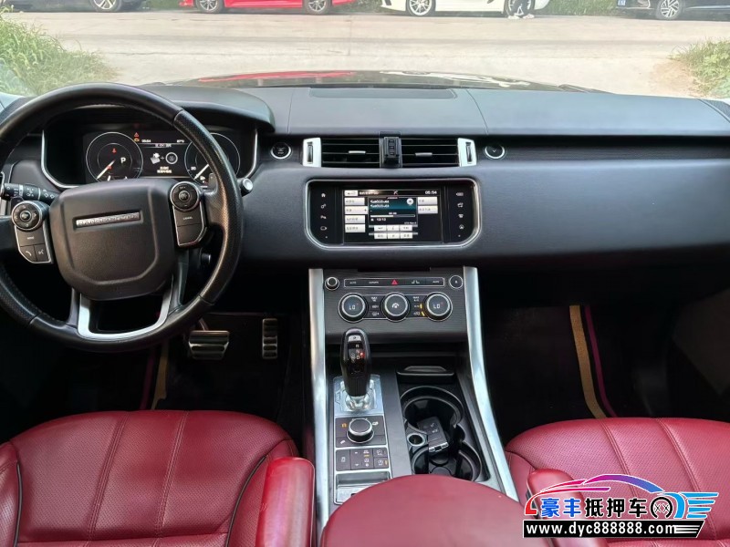 17年路虎揽胜运动轿车抵押车出售