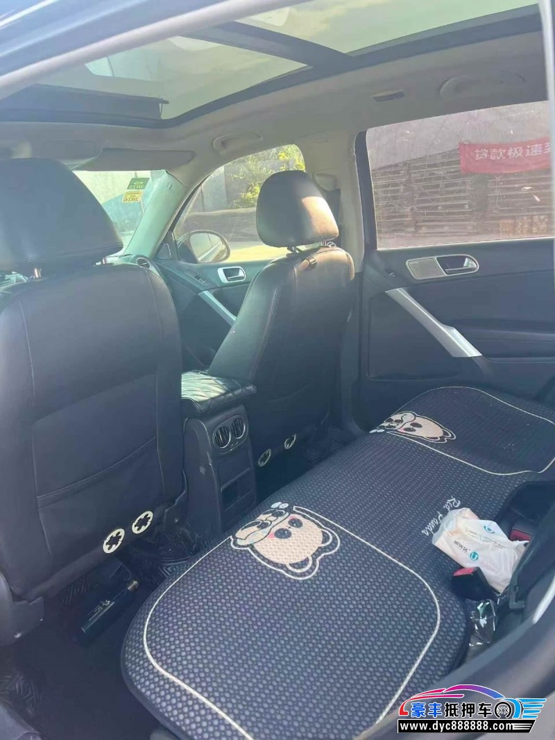 12年大众途观轿车抵押车出售