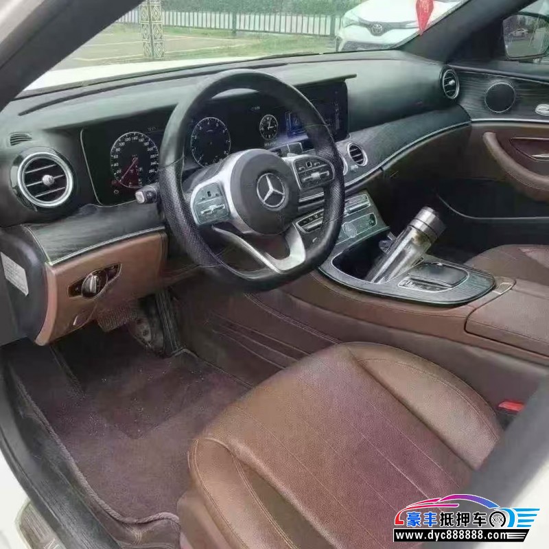 20年奔驰E轿车抵押车出售