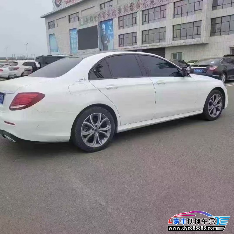 20年奔驰E轿车抵押车出售