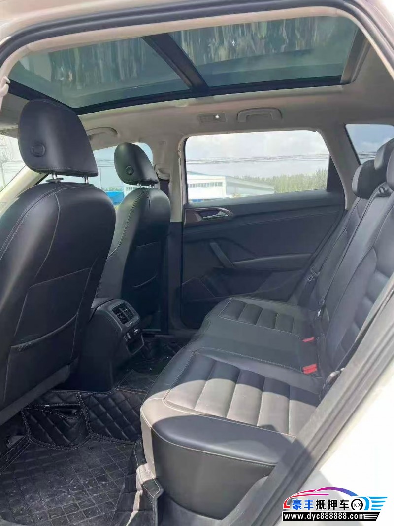 20年大众途岳轿车抵押车出售