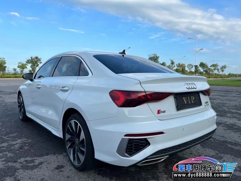 22年奥迪A3轿车抵押车出售